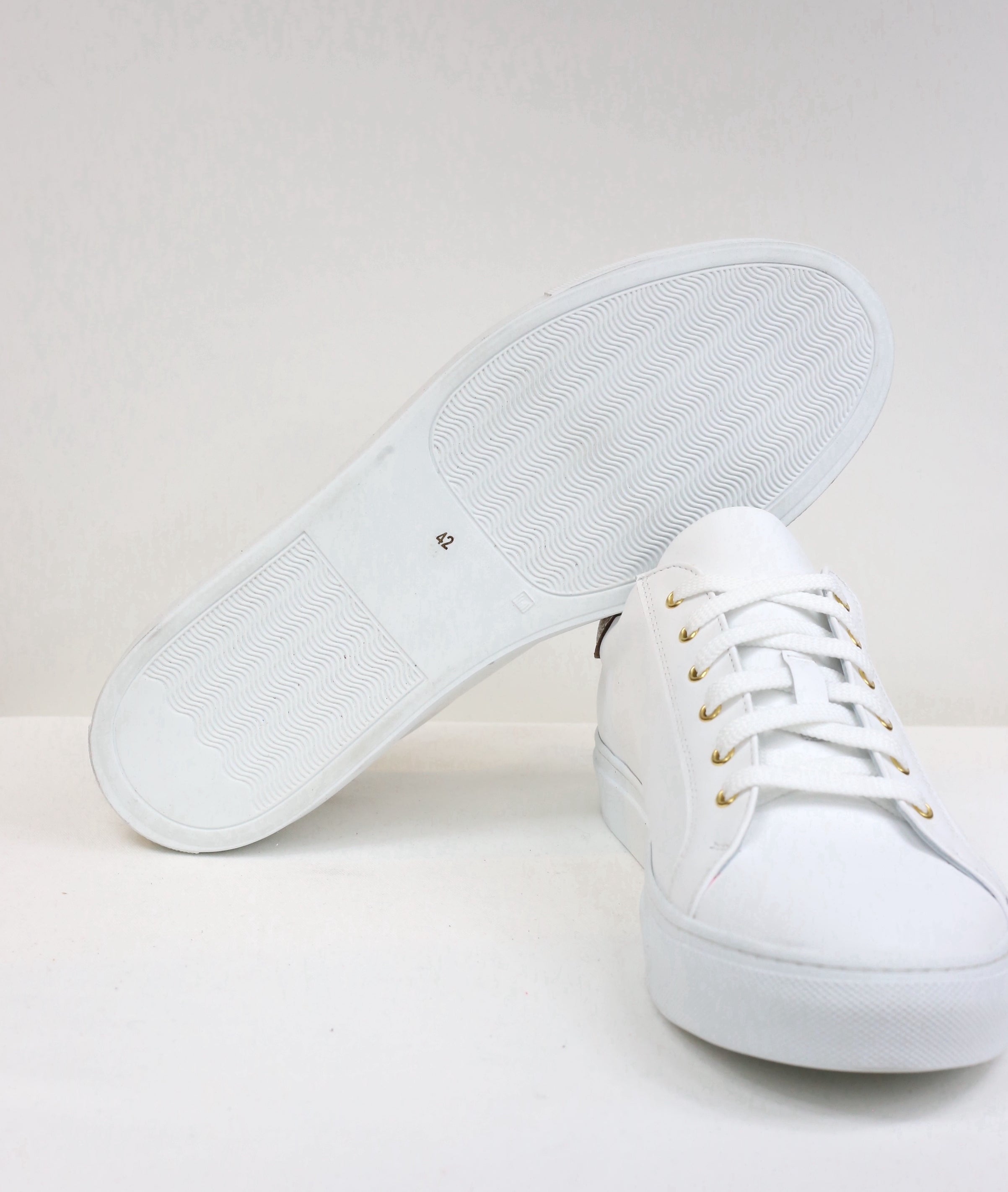 Sneakers Irene dettagli laminati bronzo