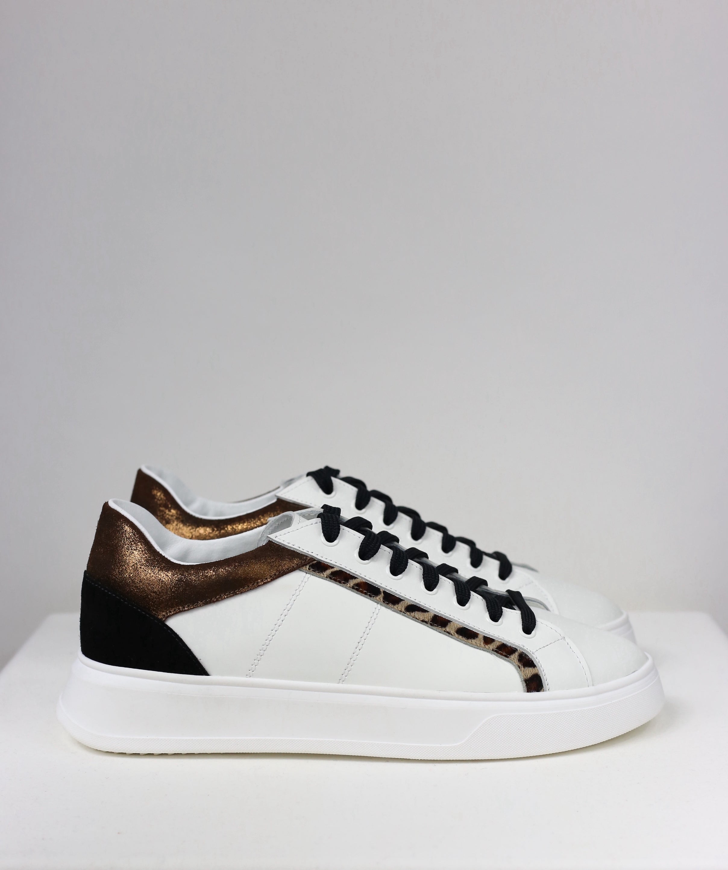 Sneakers Luce bronzo / pre-ordine
