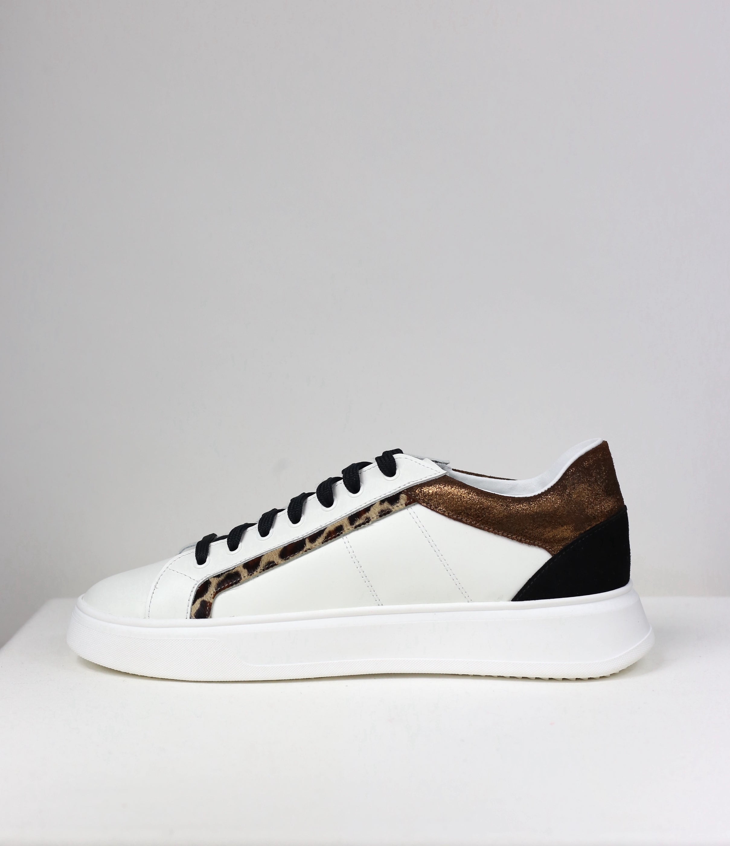 Sneakers Luce bronzo / pre-ordine