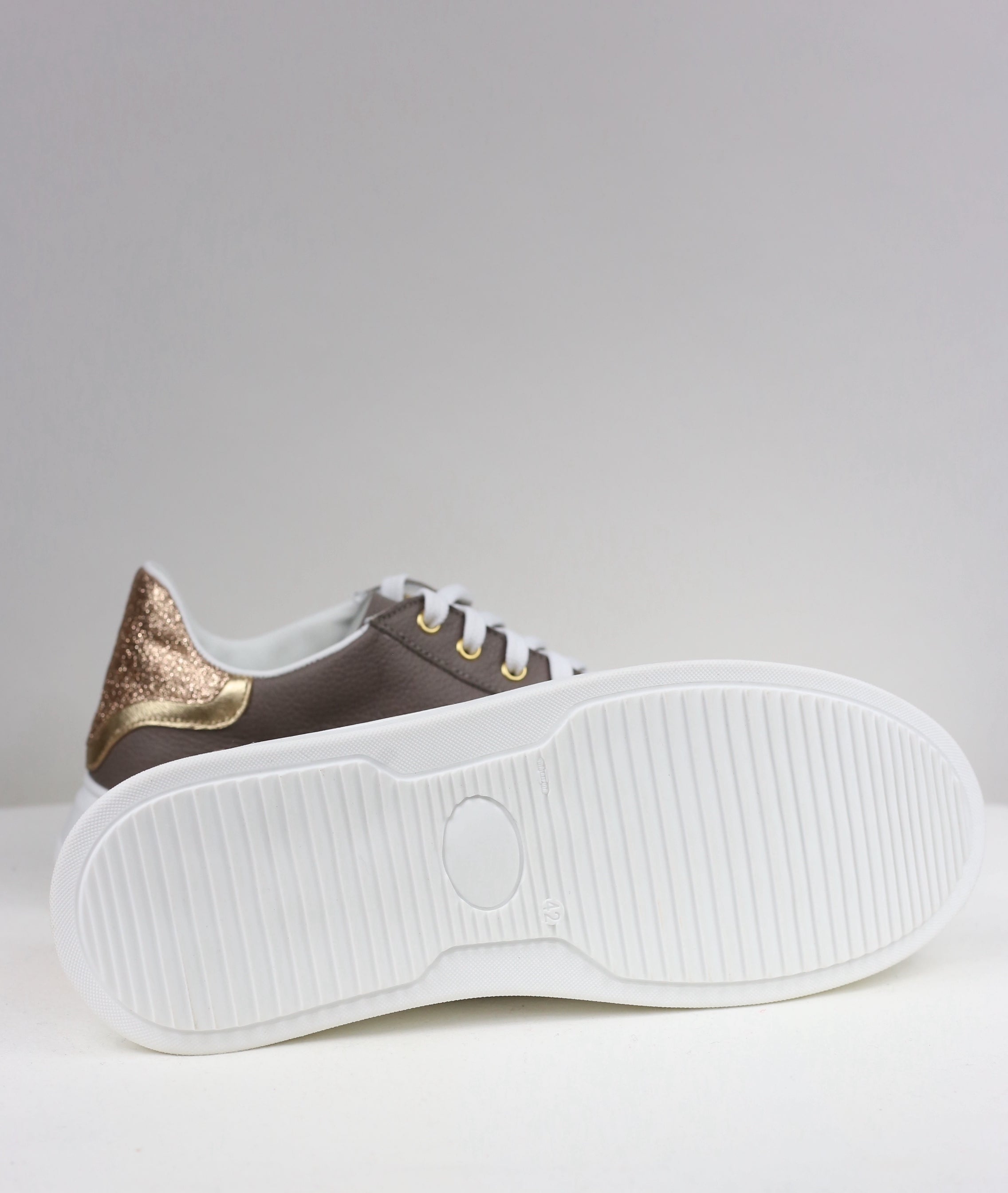 Sneakers Luce tortora / pre-ordine