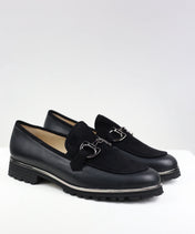 Artura in pelle nera