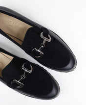 Artura in pelle nera