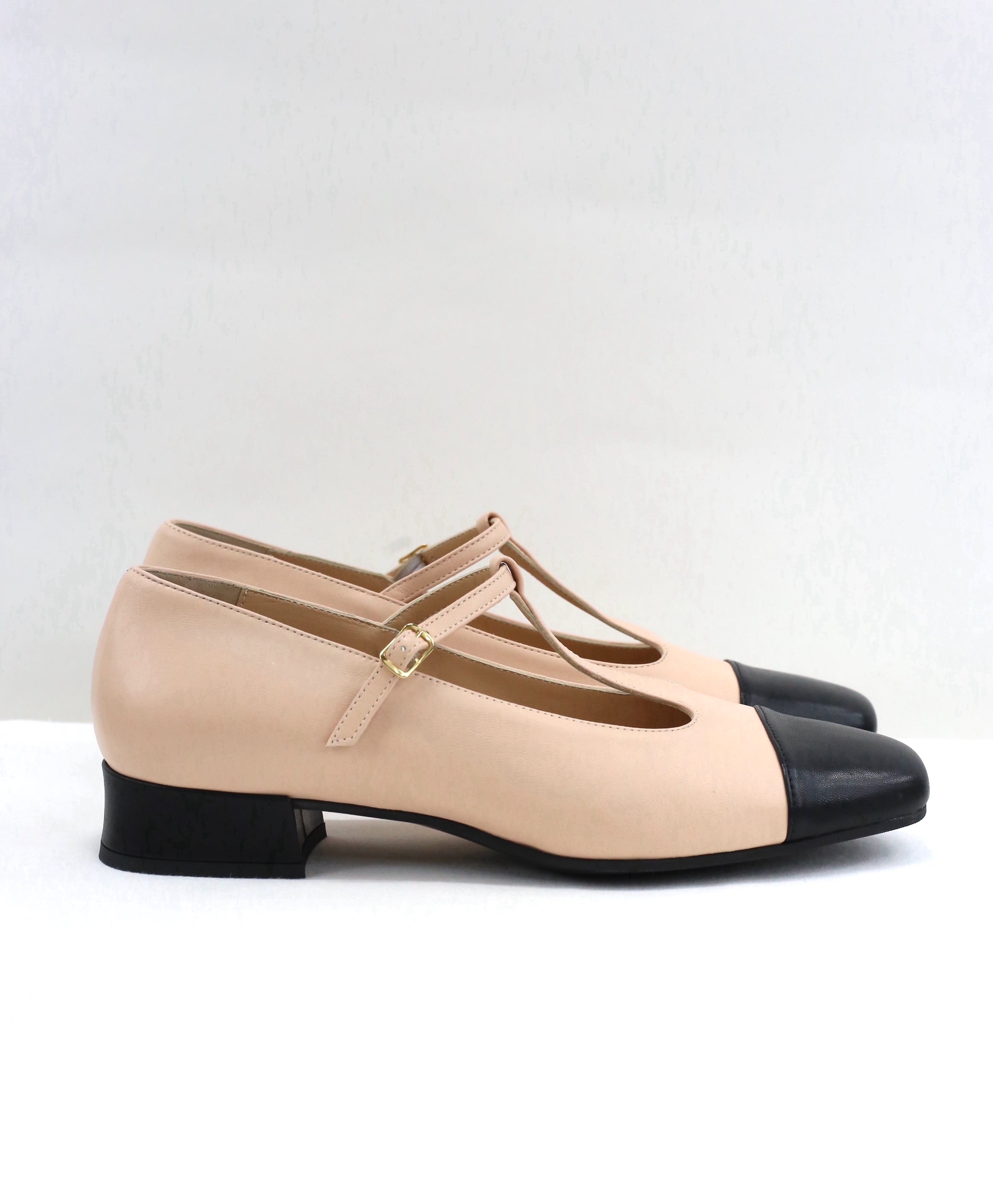 Ballerina Venere cipria e nera