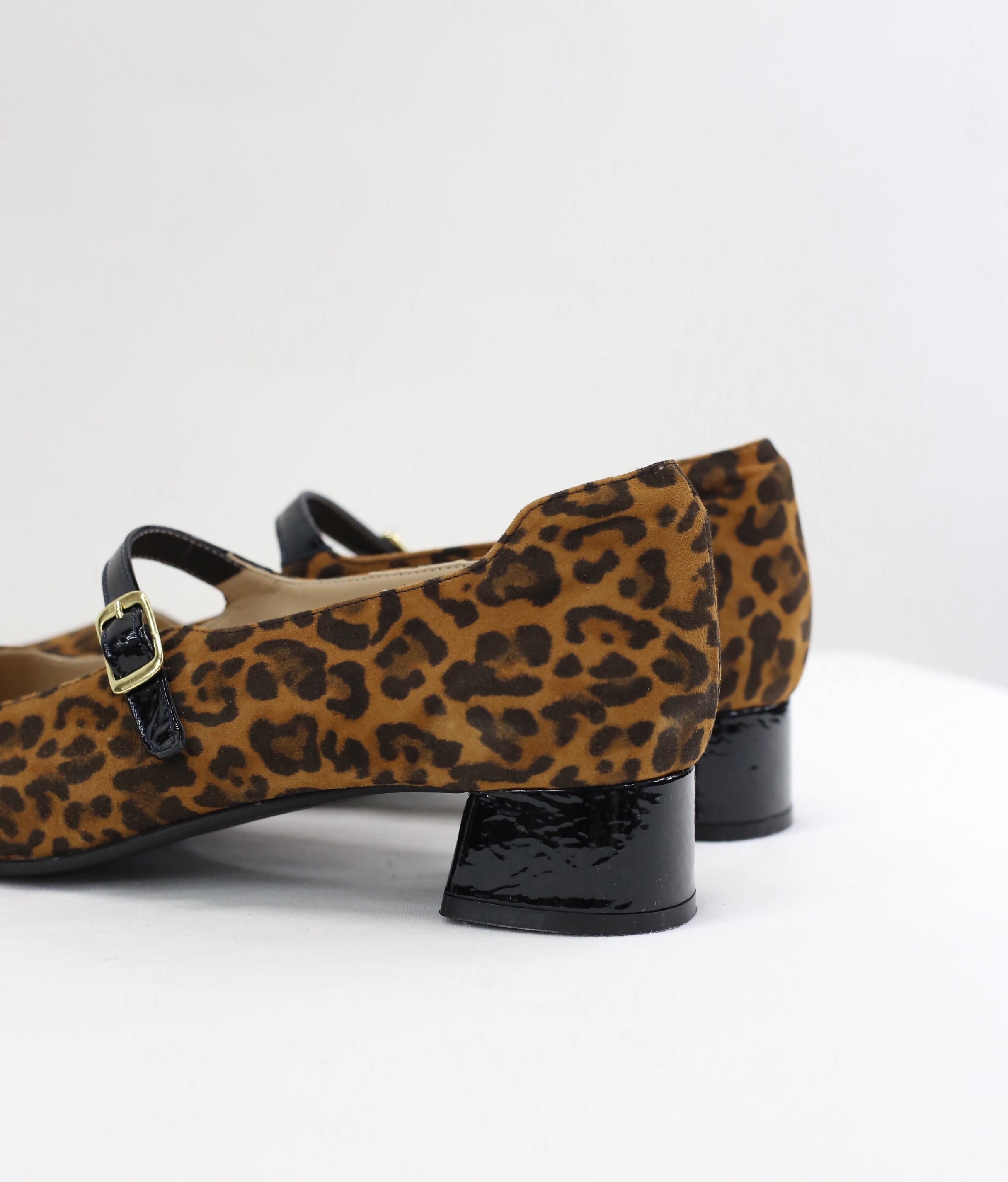 Mary Jane Petra animalier
