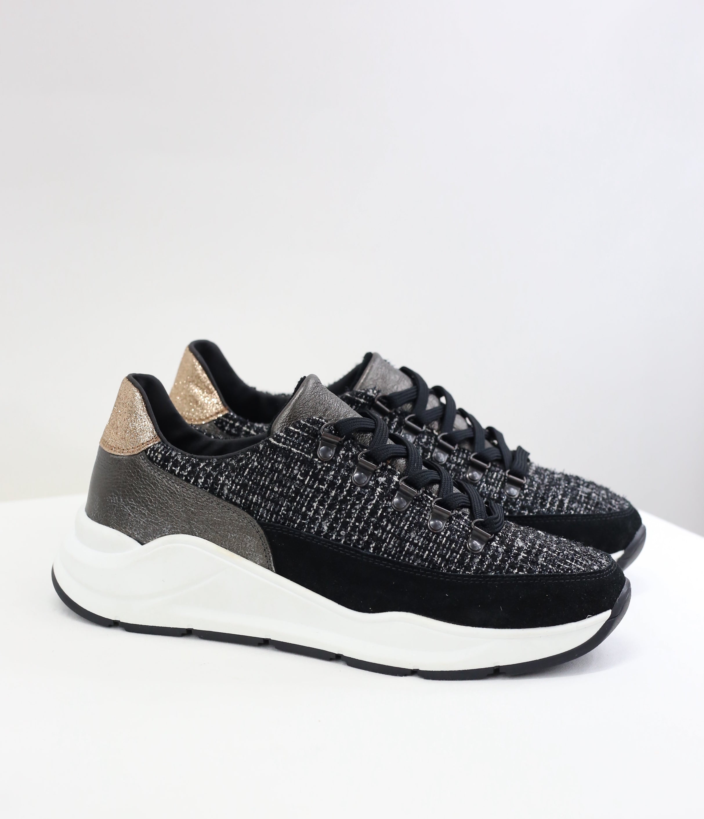 Sneakers Luce queen scure / Pre-ordine
