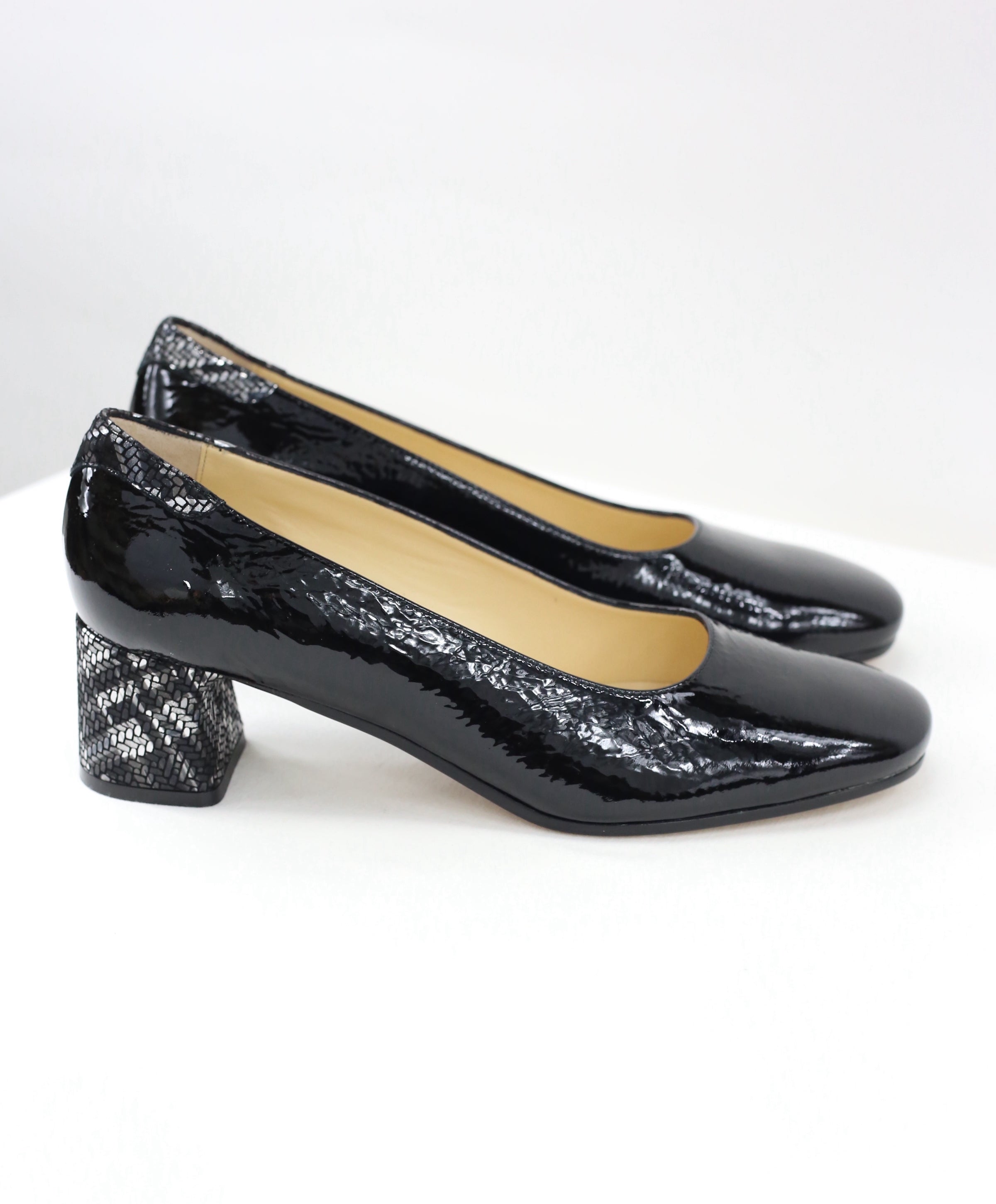Décolleté Cleo vernice nera