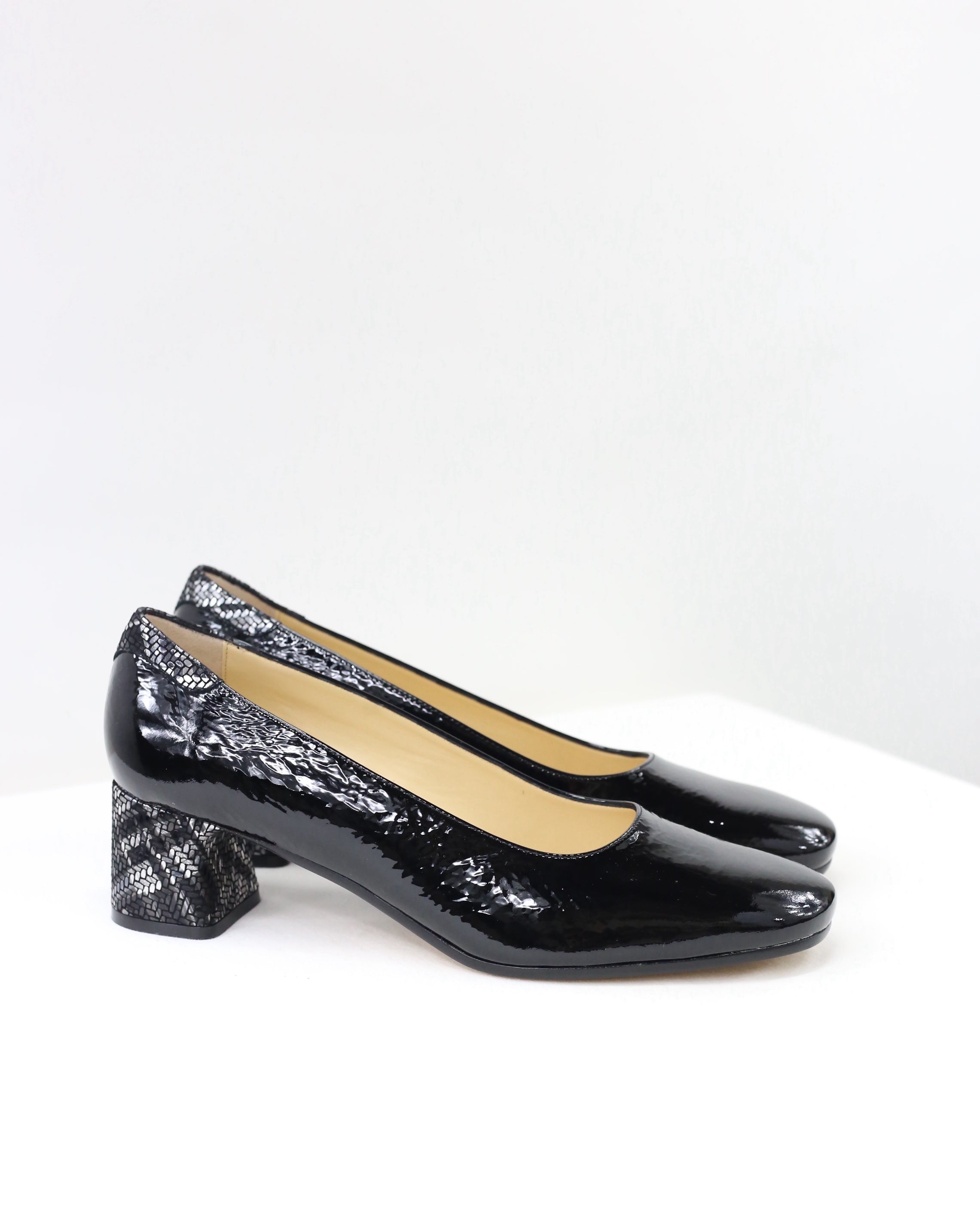 Décolleté Cleo vernice nera