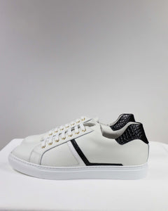 Sneakers in pelle bianche con dettagli - ultimo 44
