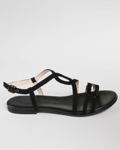 Roma in camoscio nero