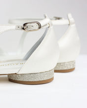 Pre-ordine Ingrid sposa raso bianco