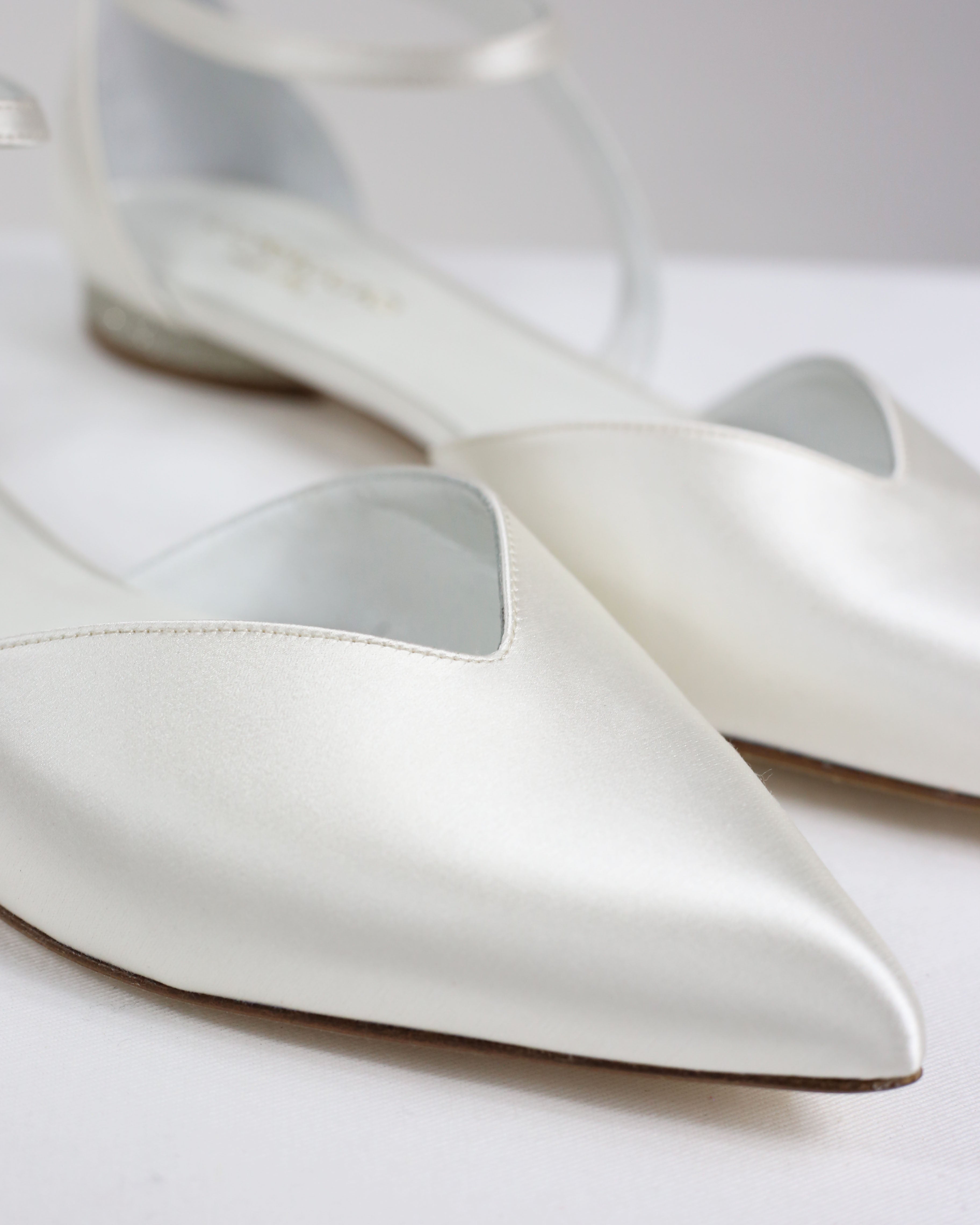 Pre-ordine Ingrid sposa raso bianco