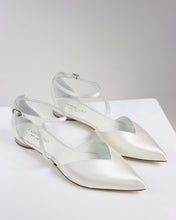 Pre-ordine Ingrid sposa raso bianco