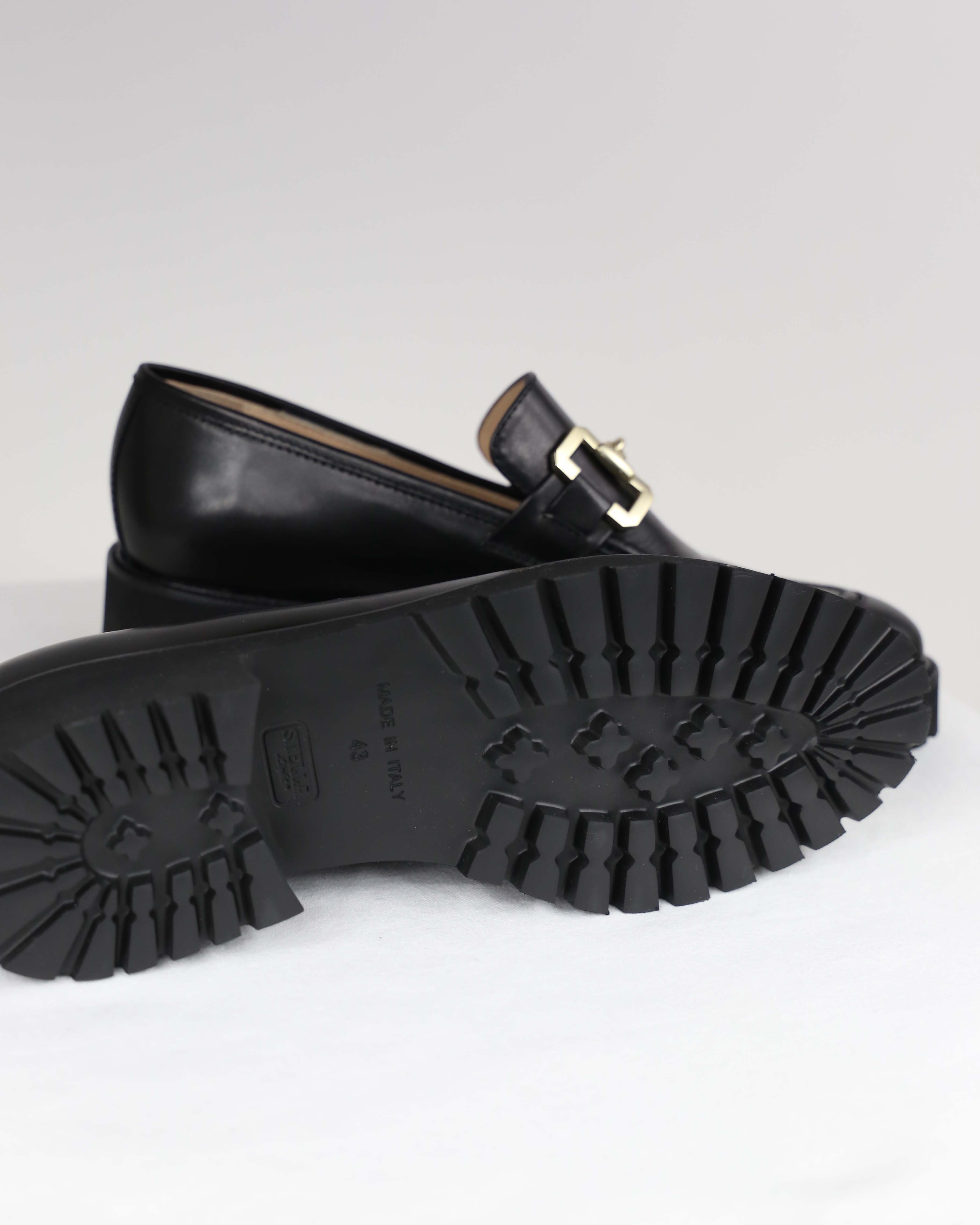 Noemi black fibbia squadrata - ultimo 44