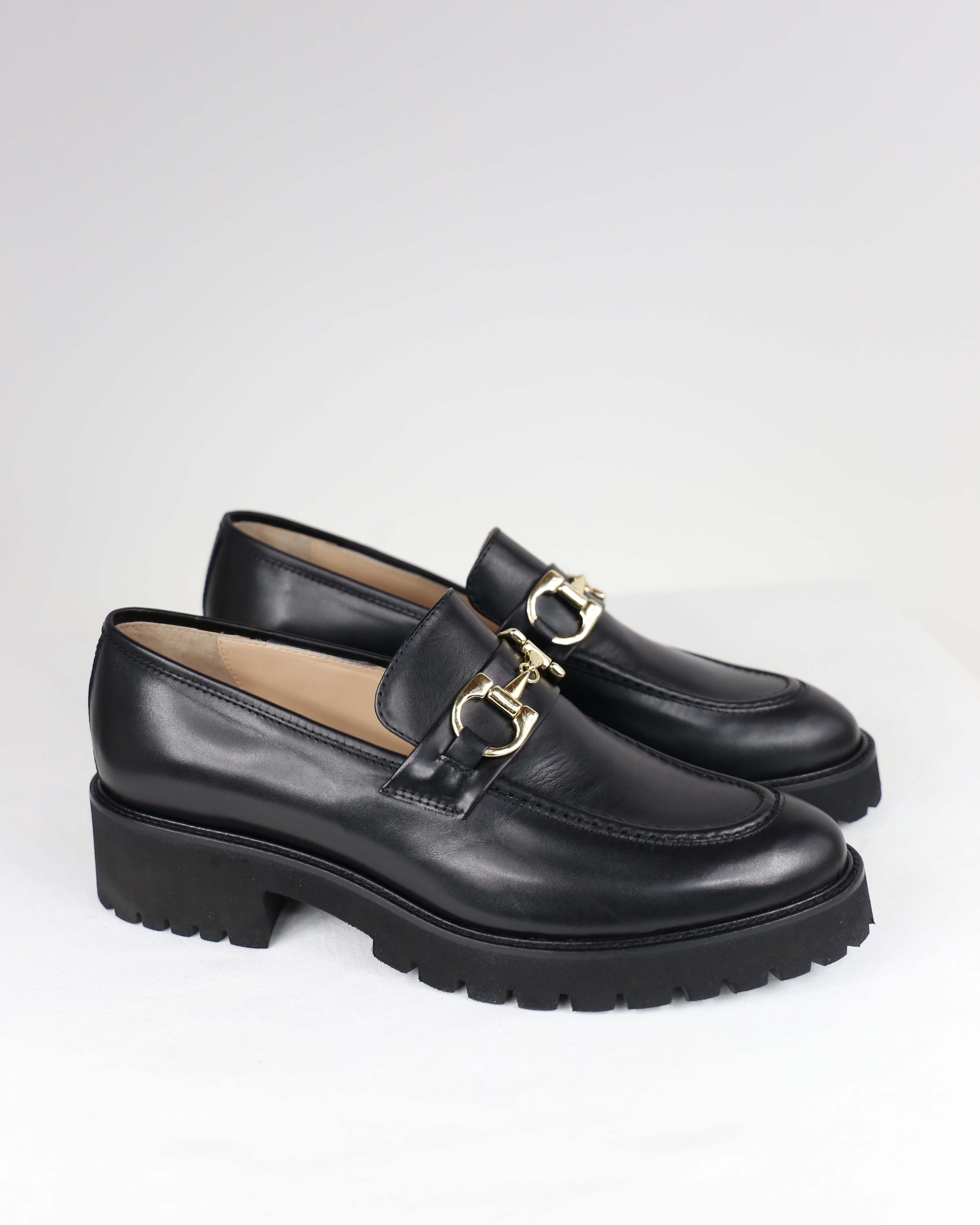 Noemi black con fibbia stondata