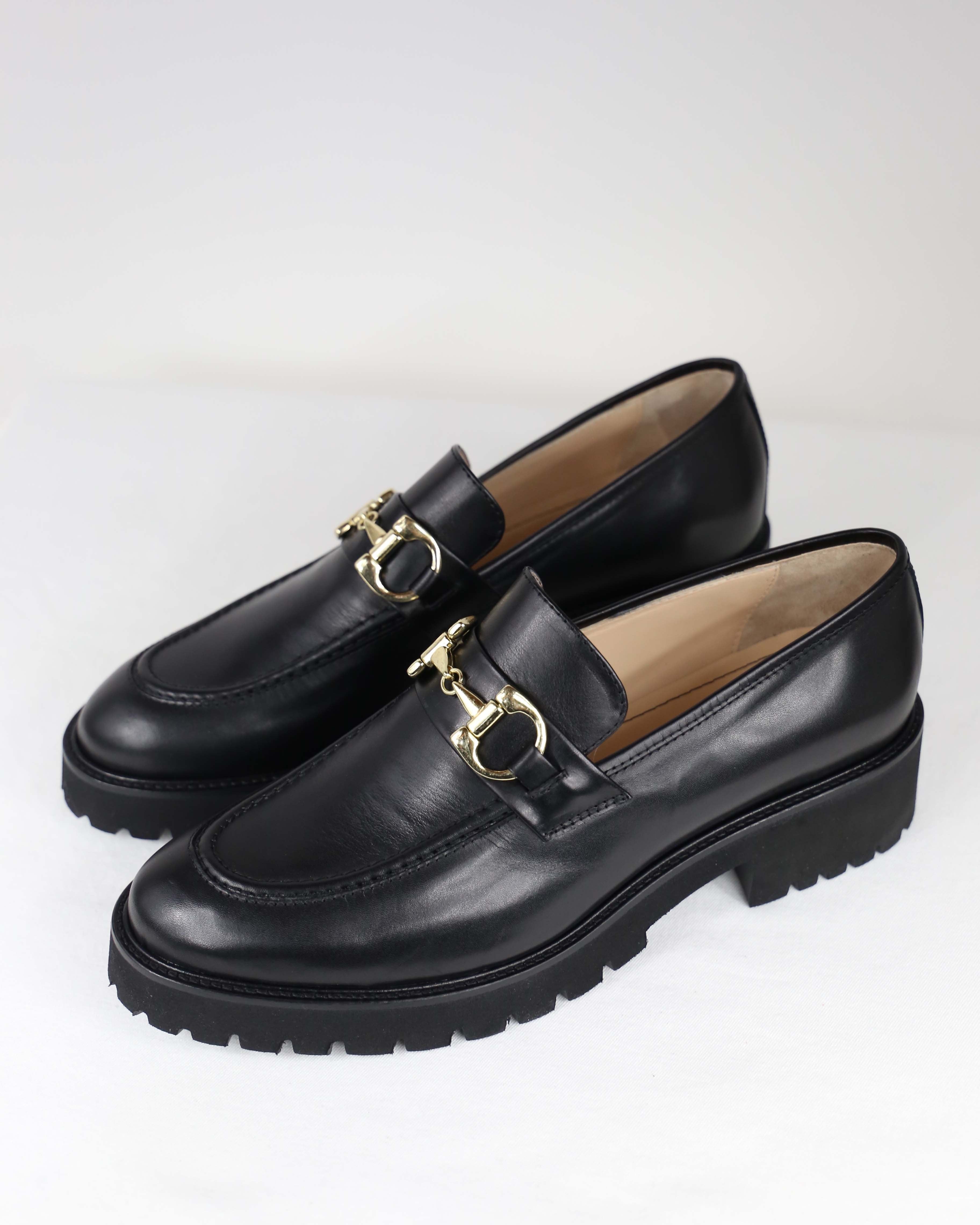 Noemi black con fibbia stondata