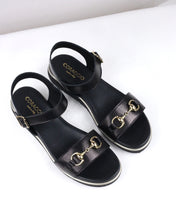 Sandalo Mia nero con accessorio