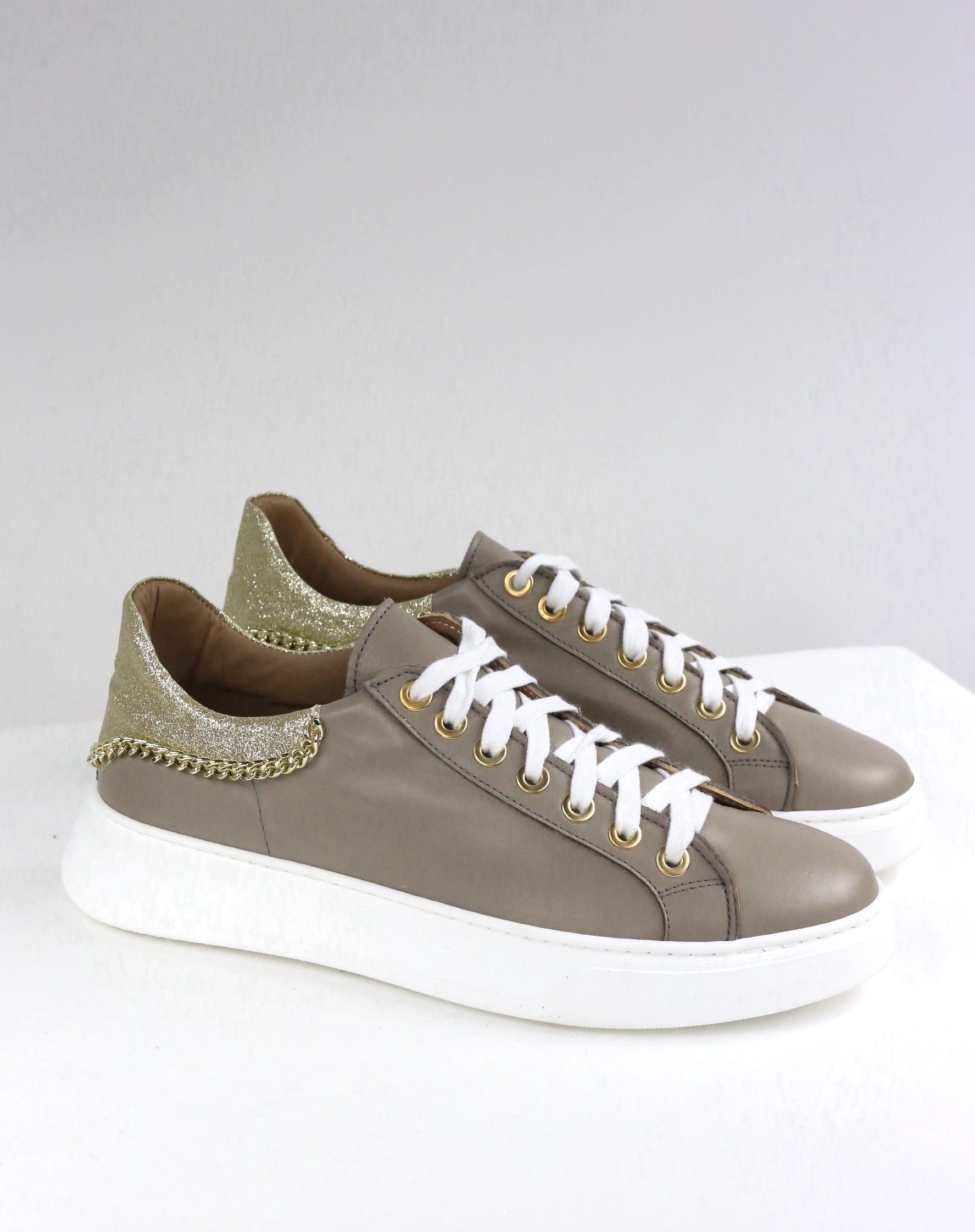 Sneakers Stefania cappuccino - ultimo 45