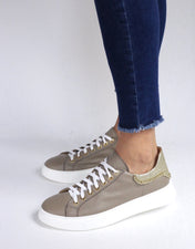 Sneakers Stefania cappuccino - ultimo 45