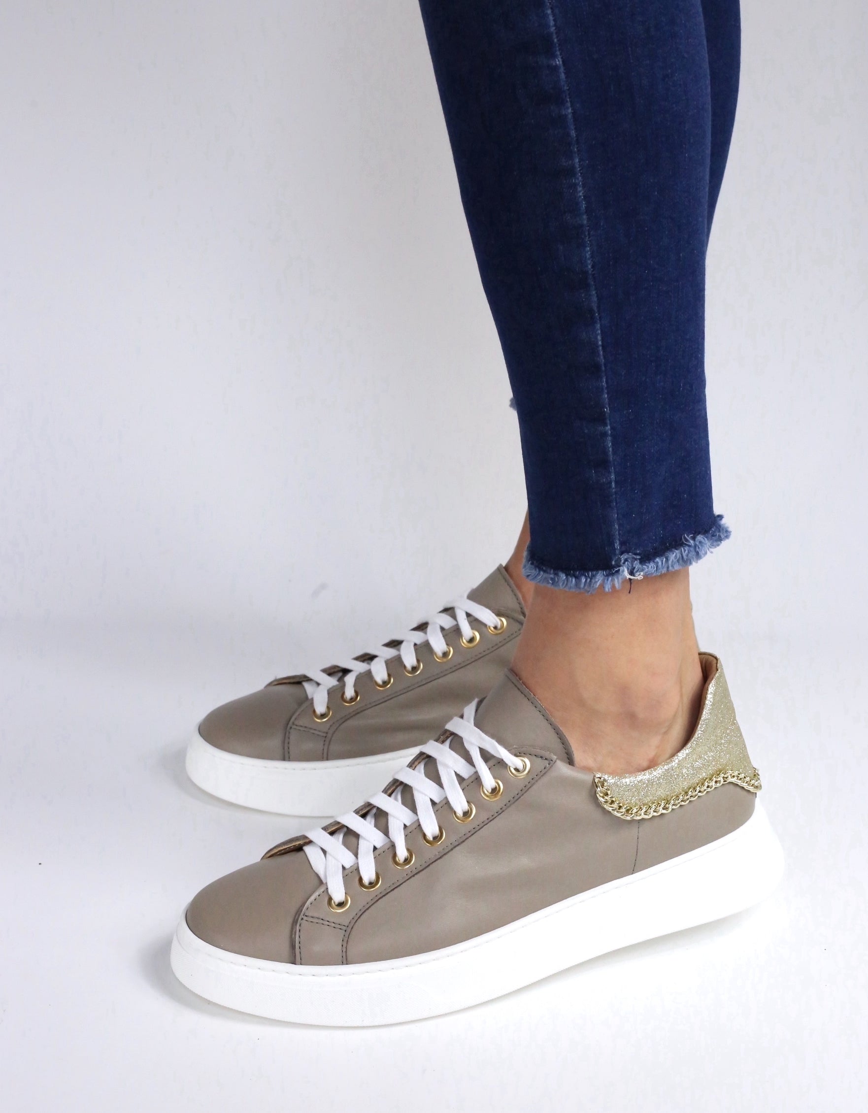 Sneakers Stefania cappuccino - ultimo 45