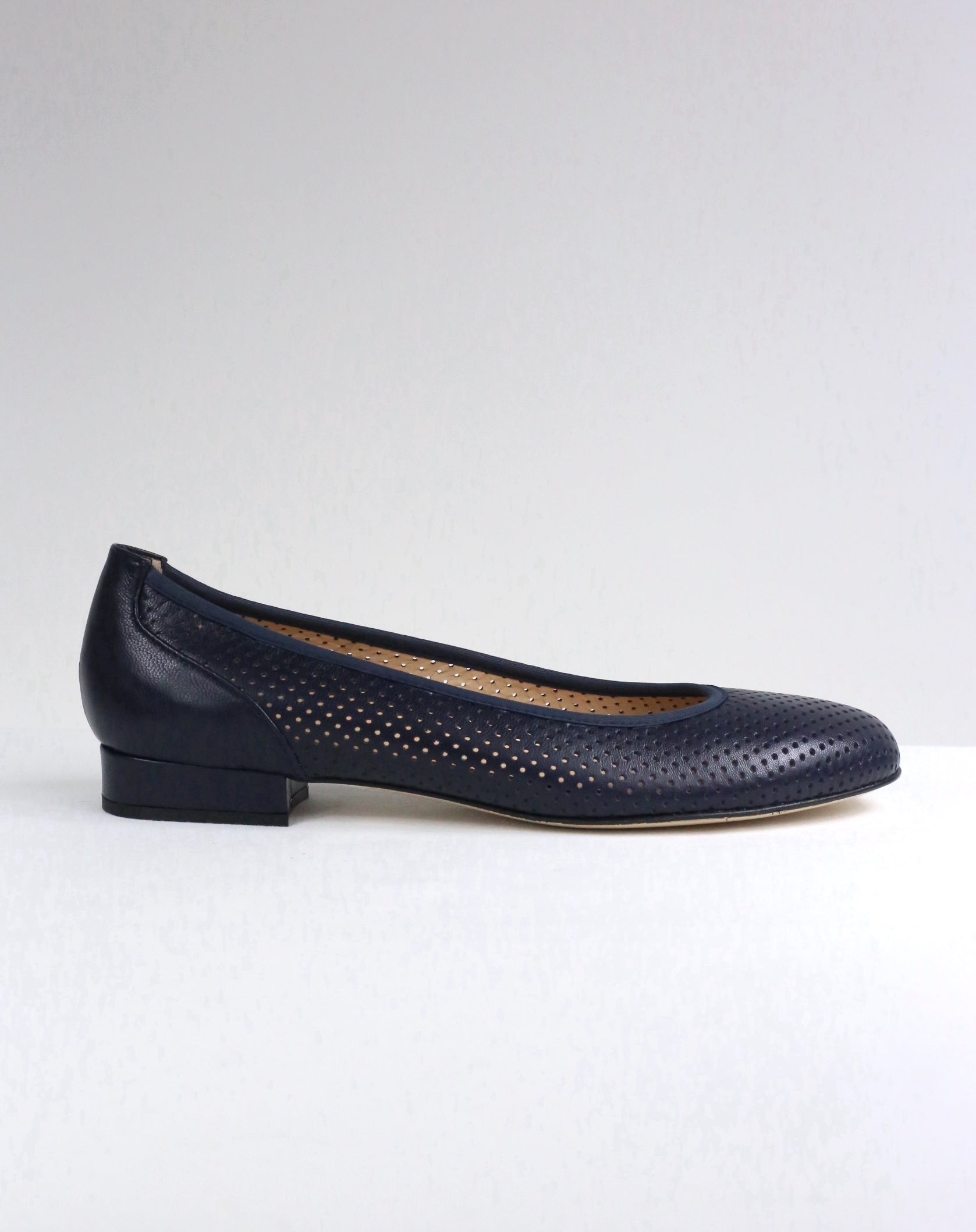 Ballerina Gaia blu con forellini