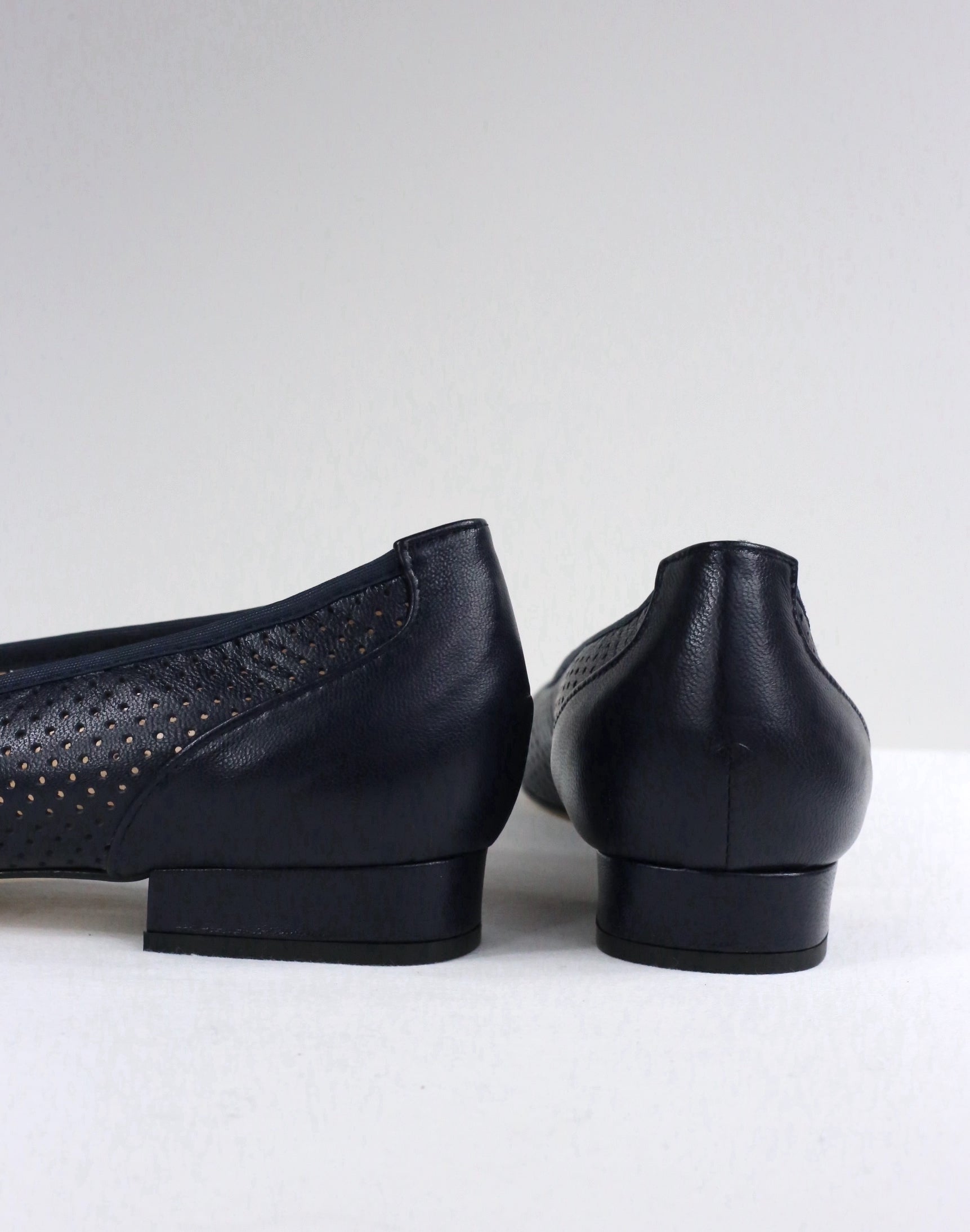 Ballerina Gaia blu con forellini