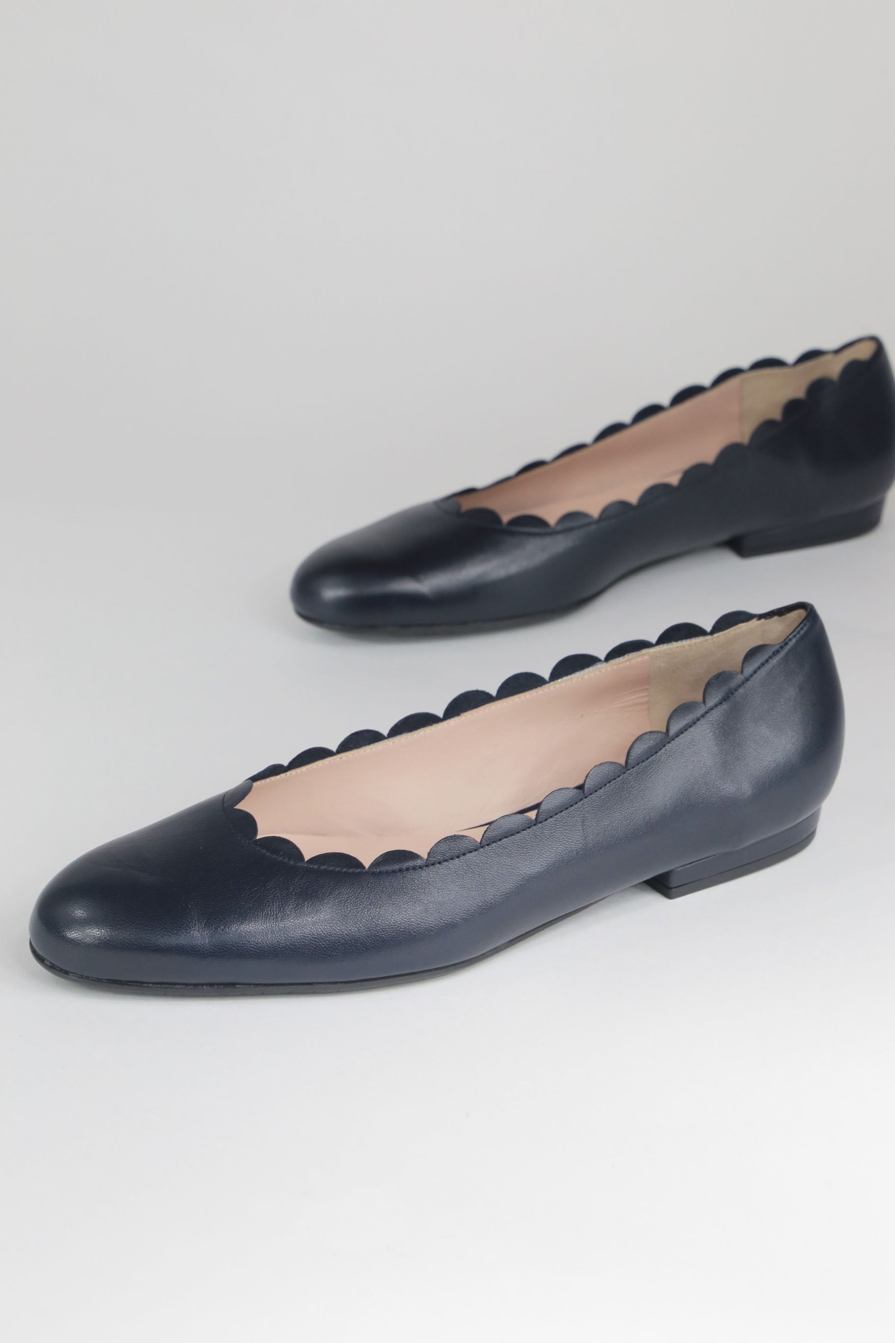 Ballerina blu con ondine