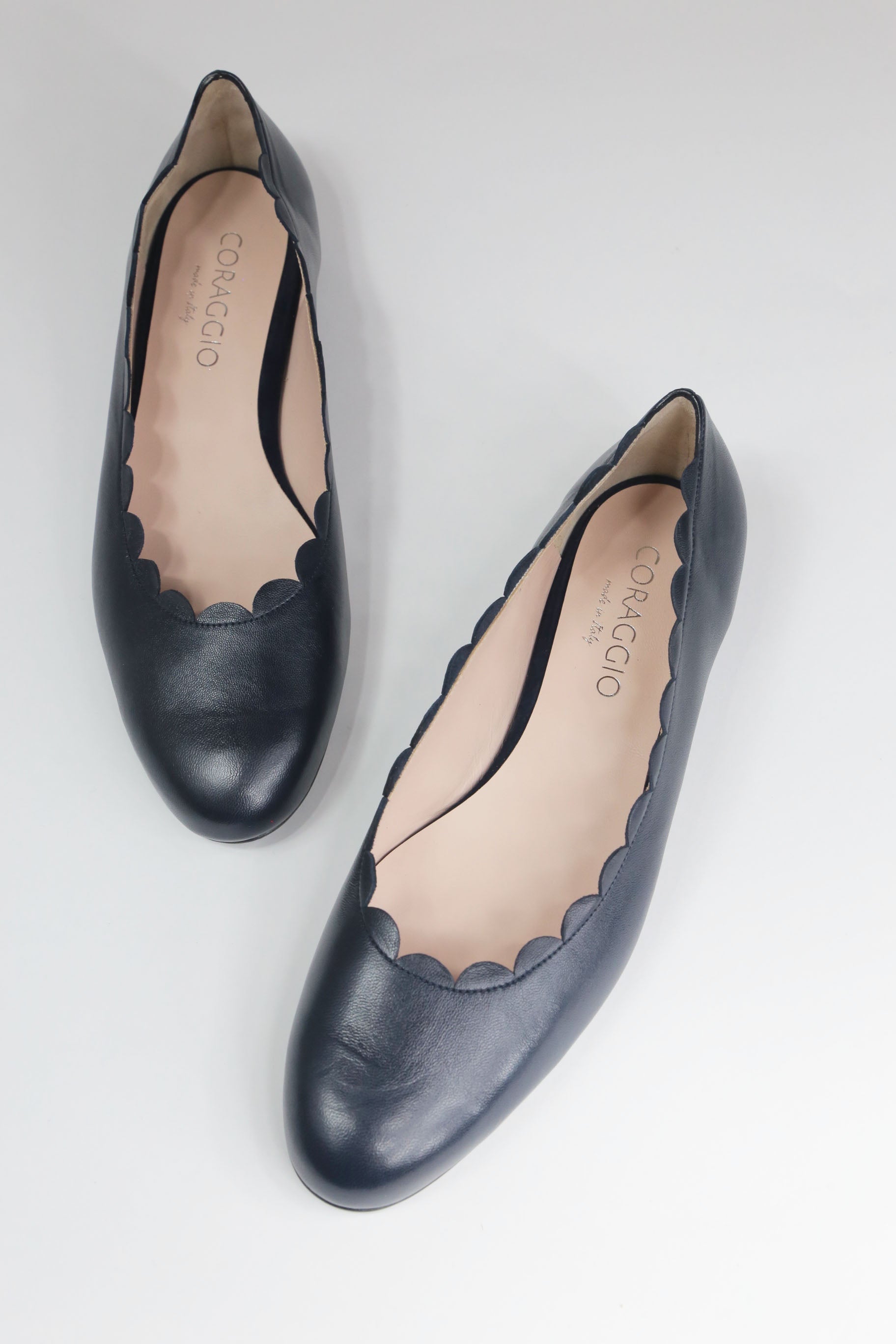 Ballerina blu con ondine