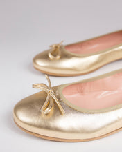 Carica l&#39;immagine nel visualizzatore di Gallery, Ballerina oro - ultimo 42
