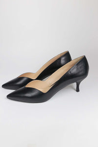Gilda total black