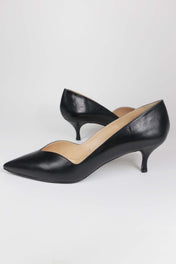 Gilda total black